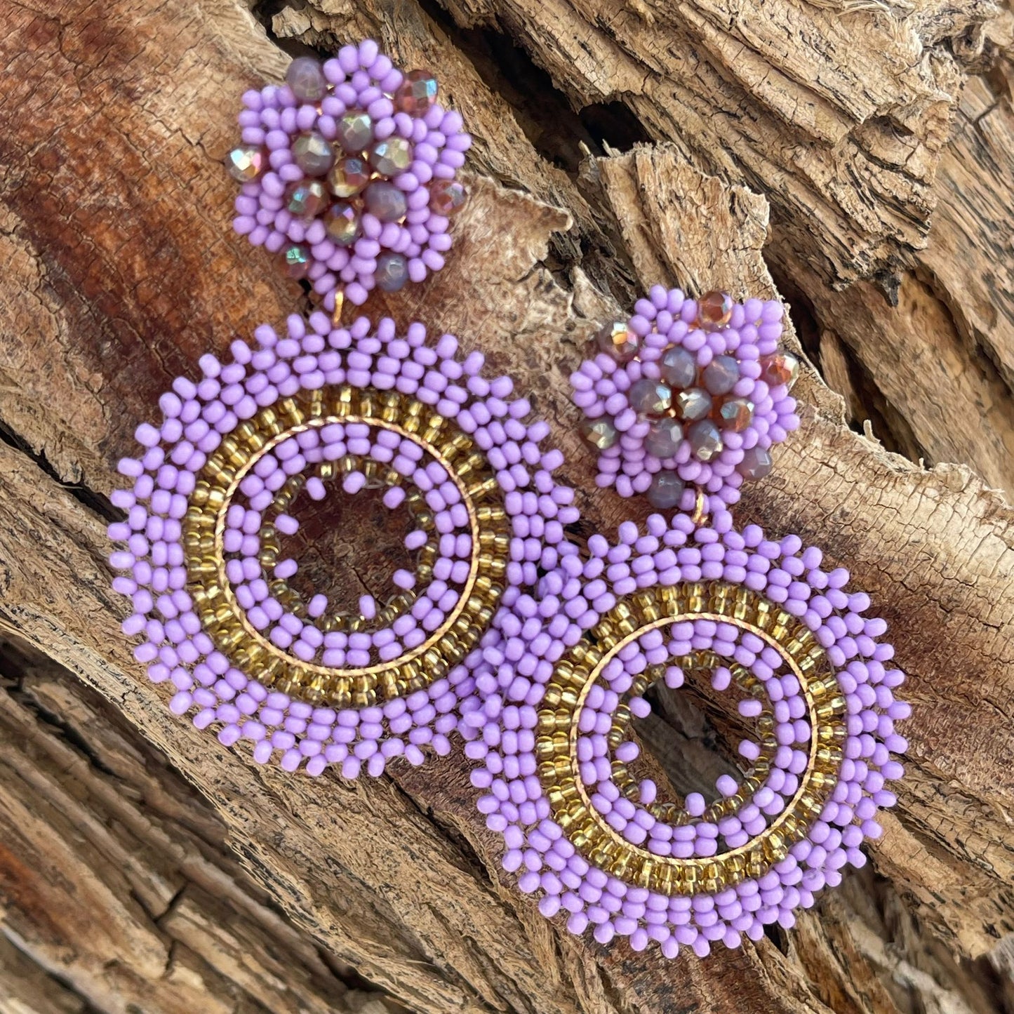 Beaded earrings with woven clasp, Ref. NAT11