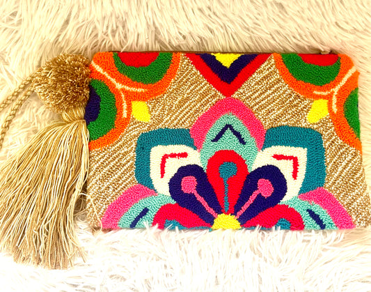 Woven hand bag